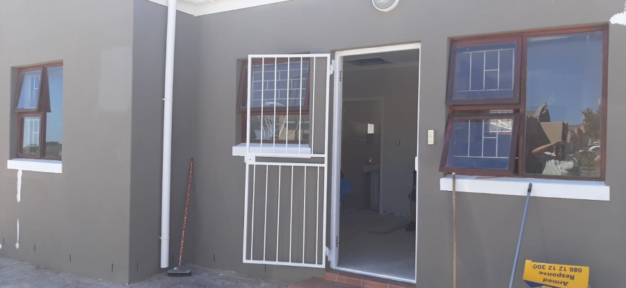 2 Bedroom Property for Sale in Jagtershof Western Cape